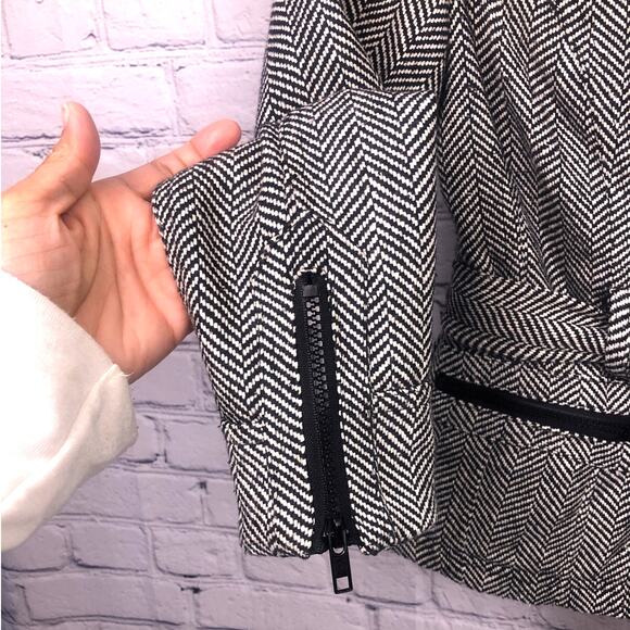 Last Kiss Wool Blend Chevron Tweed Collared Belted Button Short Pea Coat S - Picture 5 of 12